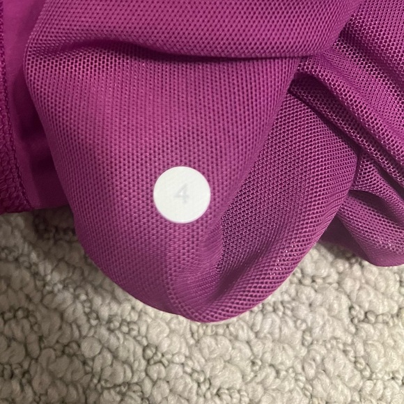 Lululemon Tranquil Crop pant - Picture 9 of 9